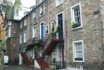 PICTURES/Edinburgh Street Scenes and Various Buildings/t_Street Scene1.JPG